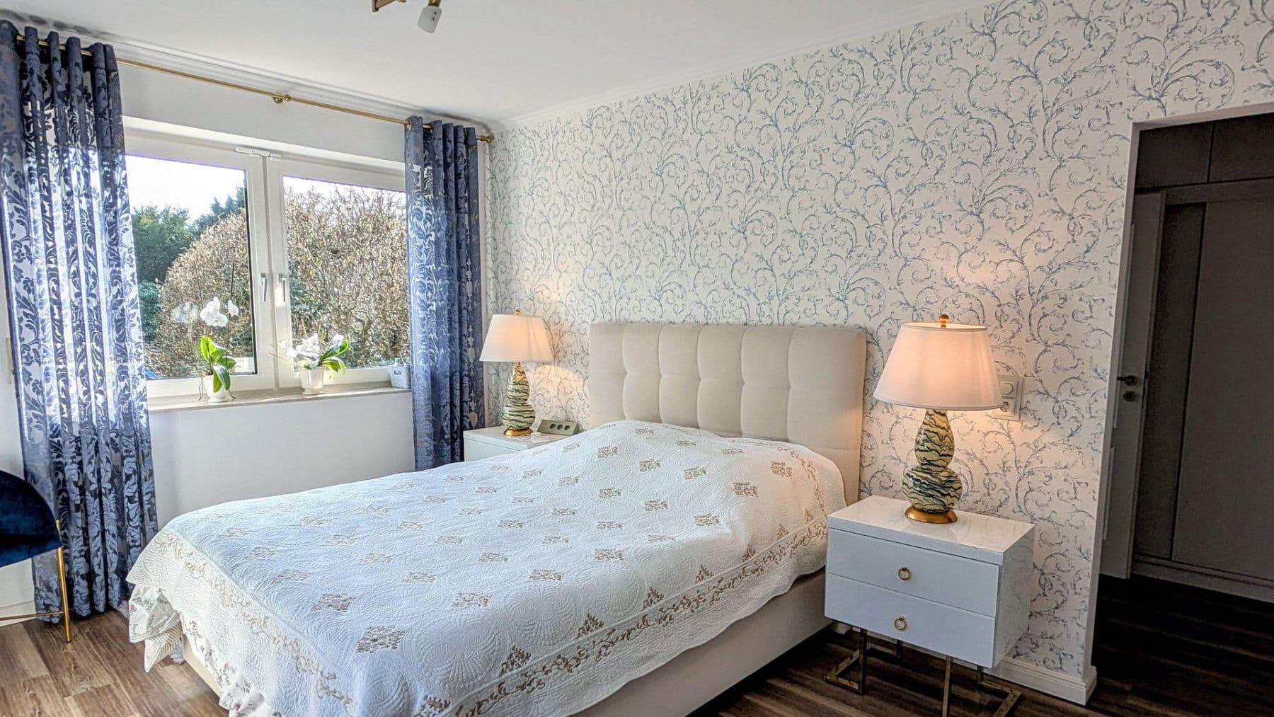 Prodej domu 295 m², pozemek 1.070 m², Bremen, Bremen Prodej domu 295 m², pozemek 1.070 m², Bremen, Bremen