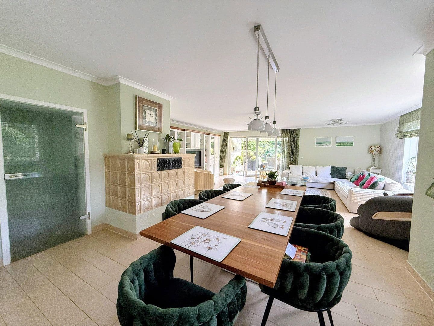 Prodej domu 295 m², pozemek 1.070 m², Bremen, Bremen Prodej domu 295 m², pozemek 1.070 m², Bremen, Bremen