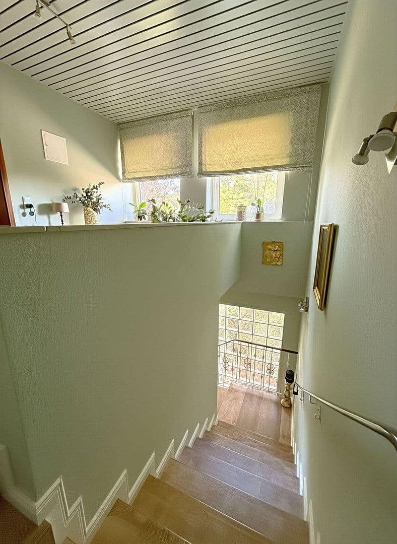 Prodej domu 295 m², pozemek 1.070 m², Bremen, Bremen Prodej domu 295 m², pozemek 1.070 m², Bremen, Bremen