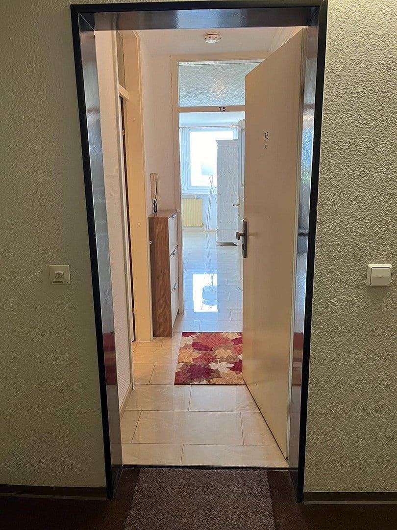 Pronájem bytu 1+1 30 m², Rosenbergstraße 44, Heilbronn, Bádensko-Württembersko Pronájem bytu 1+1 30 m², Rosenbergstraße 44, Heilbronn, Bádensko-Württembersko