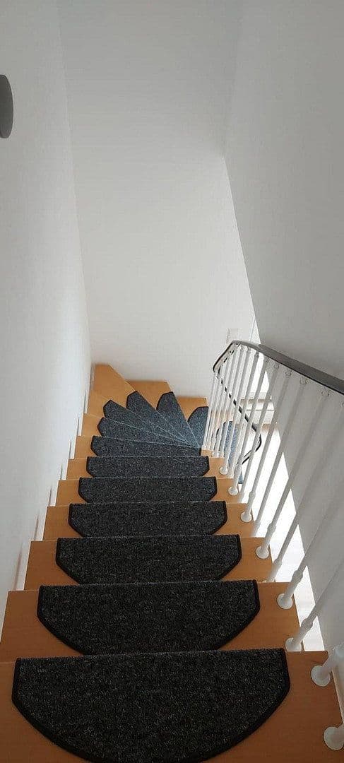 Prodej bytu 3+1 87 m², Jahnstr. 10, Heiligenhaus, Severní Porýní-Vestfálsko Prodej bytu 3+1 87 m², Jahnstr. 10, Heiligenhaus, Severní Porýní-Vestfálsko