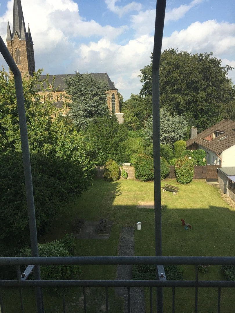 Prodej bytu 3+1 87 m², Jahnstr. 10, Heiligenhaus, Severní Porýní-Vestfálsko Prodej bytu 3+1 87 m², Jahnstr. 10, Heiligenhaus, Severní Porýní-Vestfálsko