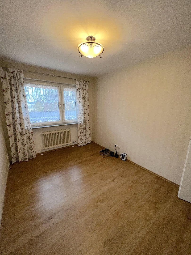 Prodej bytu 4+1 89 m², Lindenweg 12, Neuwied, Porýní-Falc Prodej bytu 4+1 89 m², Lindenweg 12, Neuwied, Porýní-Falc