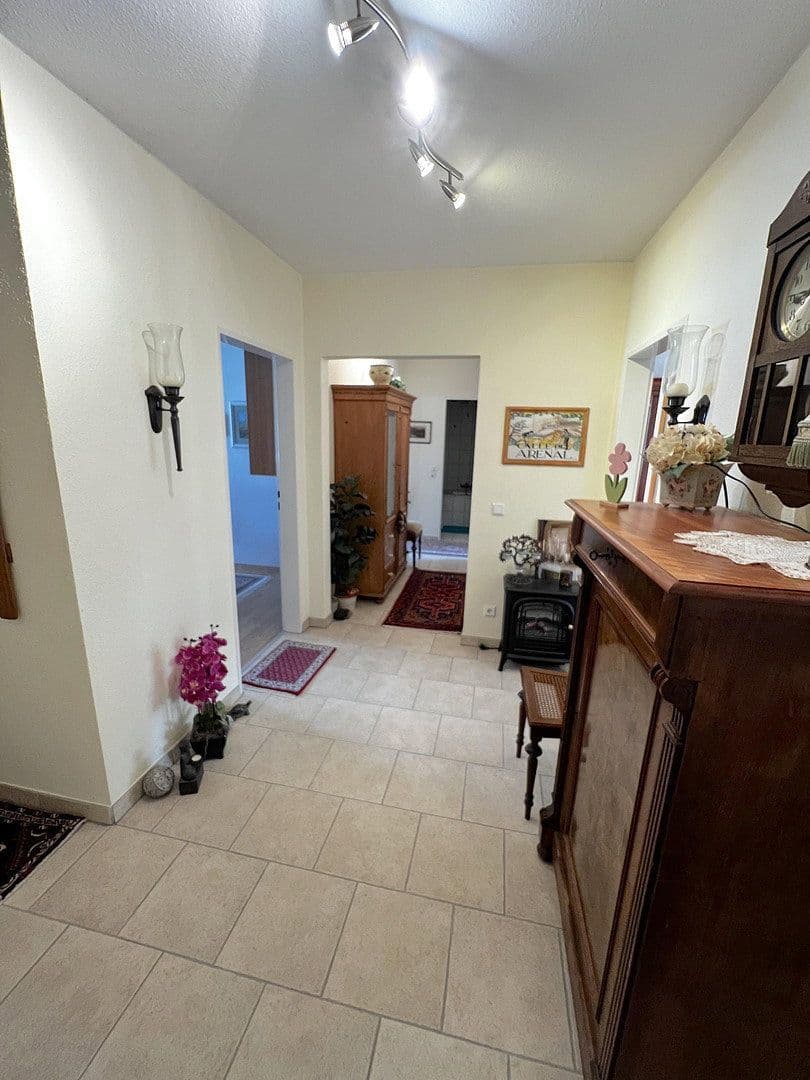 Prodej bytu 4+1 89 m², Lindenweg 12, Neuwied, Porýní-Falc Prodej bytu 4+1 89 m², Lindenweg 12, Neuwied, Porýní-Falc