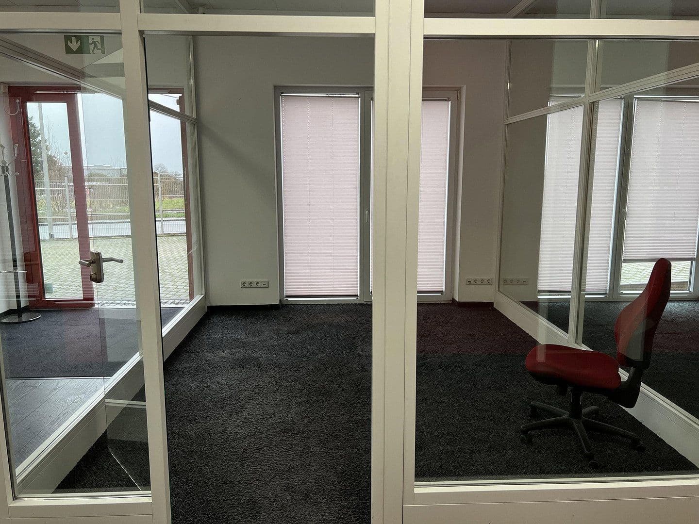 Pronájem kanceláře 218 m², Lübbecke, Severní Porýní-Vestfálsko Pronájem kanceláře 218 m², Lübbecke, Severní Porýní-Vestfálsko