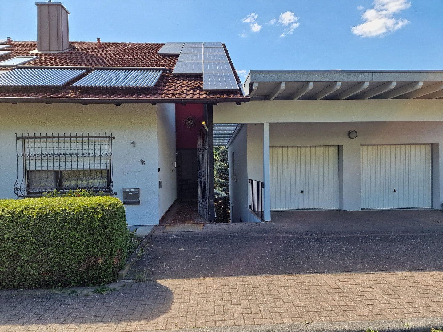 Prodej domu 186 m², pozemek 534 m², Neuwiesenweg 1, Weilbach, Bavorsko Prodej domu 186 m², pozemek 534 m², Neuwiesenweg 1, Weilbach, Bavorsko