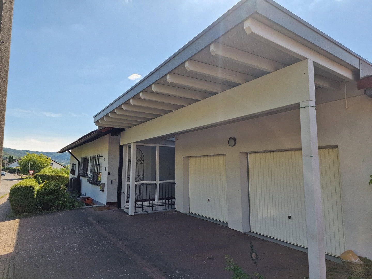 Prodej domu 186 m², pozemek 534 m², Neuwiesenweg 1, Weilbach, Bavorsko Prodej domu 186 m², pozemek 534 m², Neuwiesenweg 1, Weilbach, Bavorsko