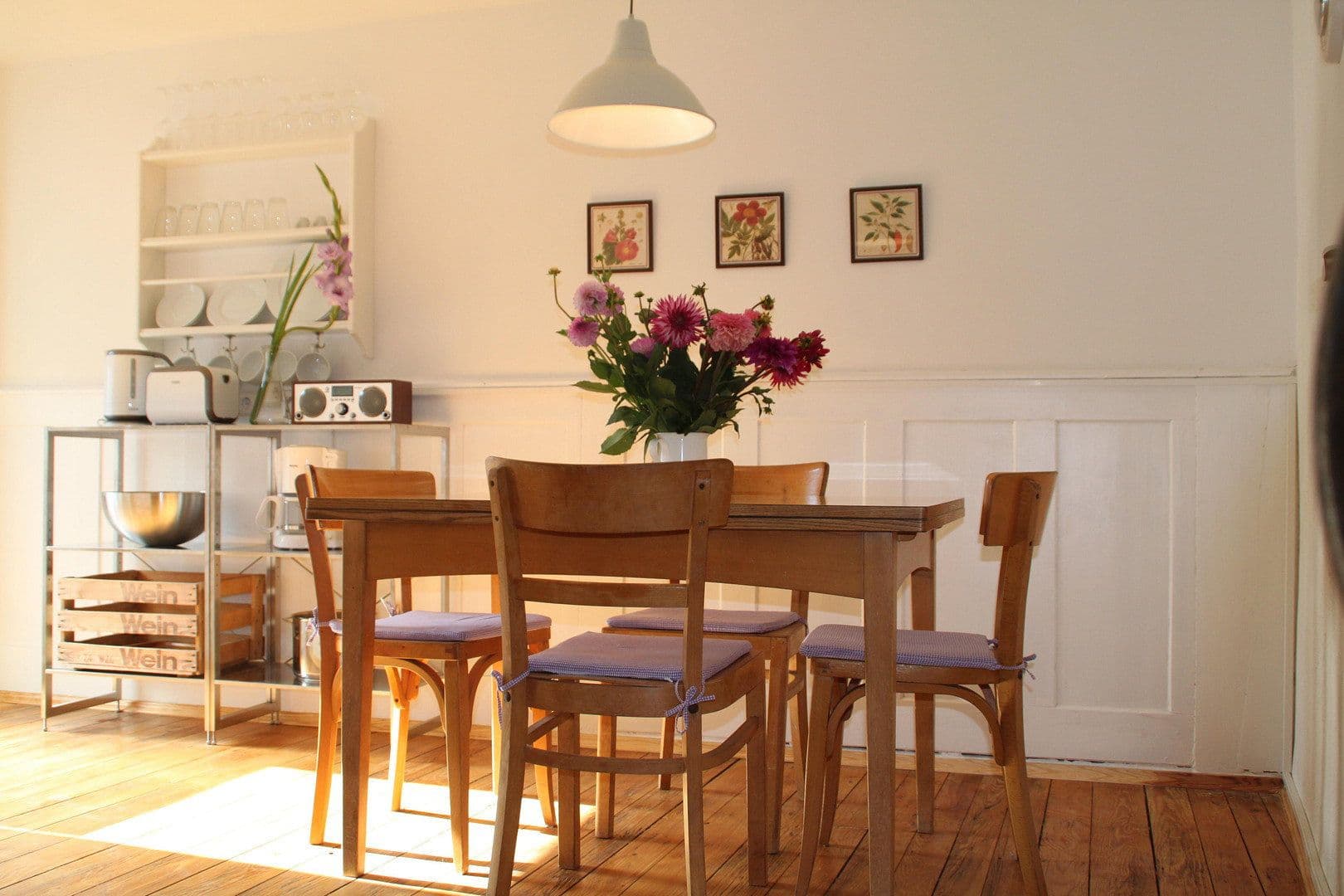 Pronájem bytu 2+1 70 m², Staufen im Breisgau, Bádensko-Württembersko Pronájem bytu 2+1 70 m², Staufen im Breisgau, Bádensko-Württembersko