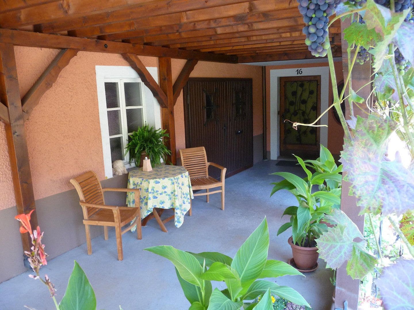 Pronájem bytu 2+1 70 m², Staufen im Breisgau, Bádensko-Württembersko Pronájem bytu 2+1 70 m², Staufen im Breisgau, Bádensko-Württembersko