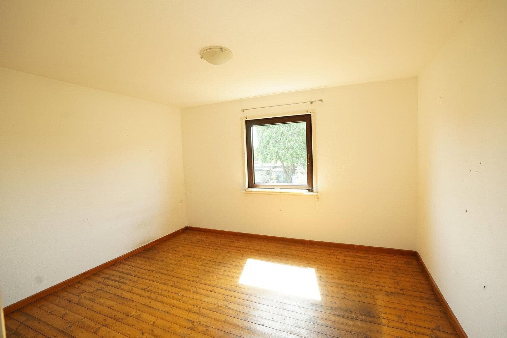 Prodej domu 212 m², pozemek 1.104 m², Bremen, Bremen Prodej domu 212 m², pozemek 1.104 m², Bremen, Bremen