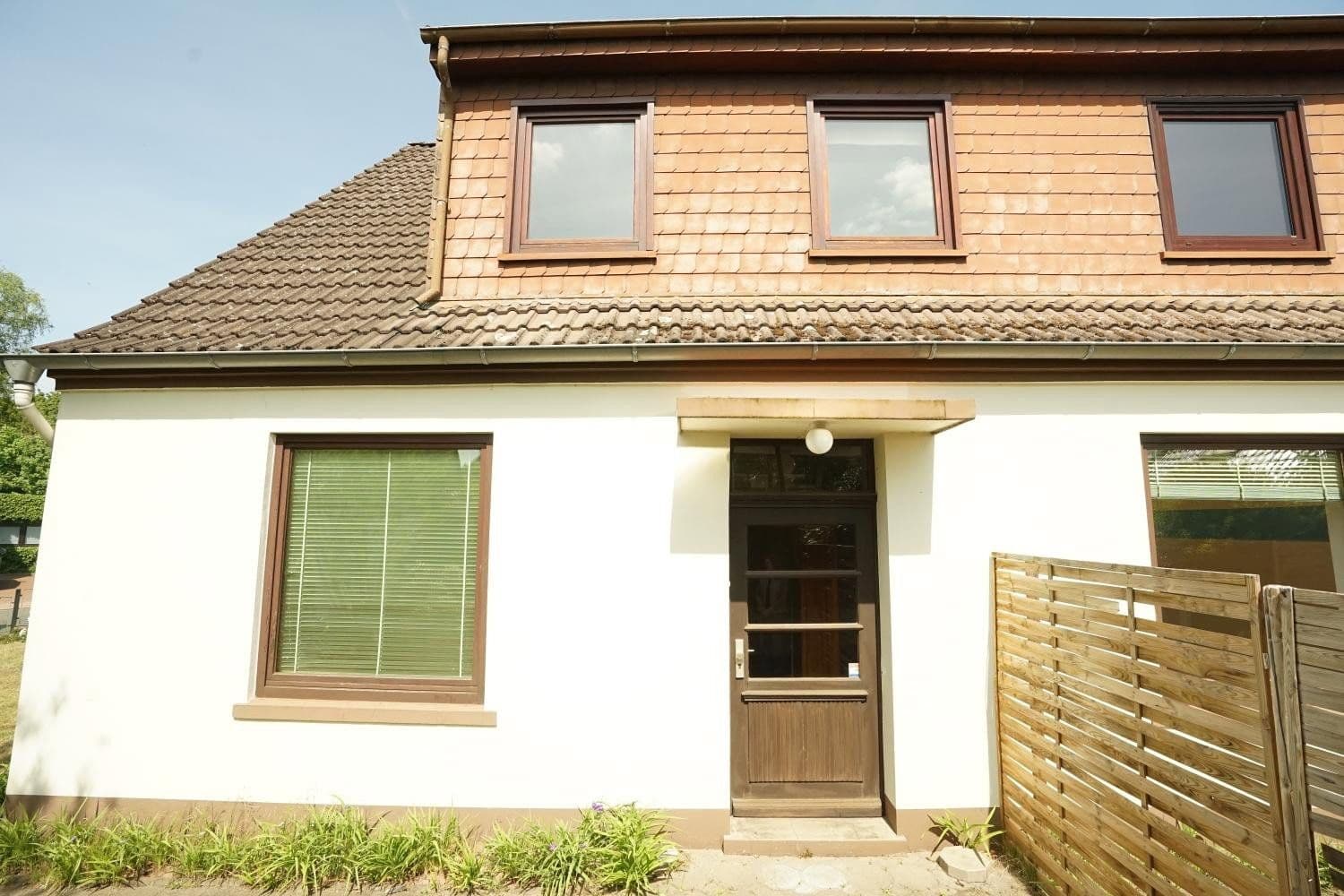 Prodej domu 212 m², pozemek 1.104 m², Bremen, Bremen Prodej domu 212 m², pozemek 1.104 m², Bremen, Bremen