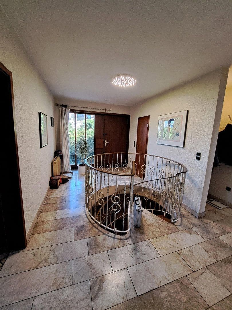 Prodej domu 135 m², pozemek 520 m², Niederkassel, Severní Porýní-Vestfálsko Prodej domu 135 m², pozemek 520 m², Niederkassel, Severní Porýní-Vestfálsko