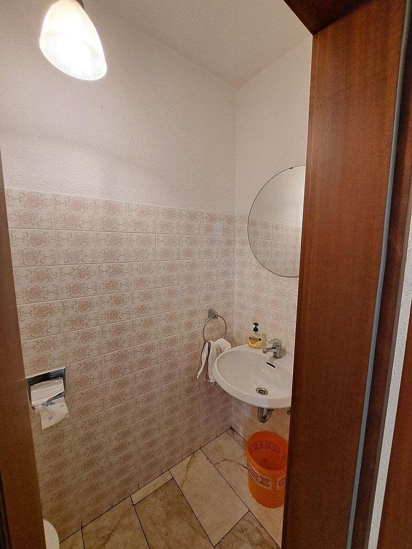 Prodej domu 135 m², pozemek 520 m², Niederkassel, Severní Porýní-Vestfálsko Prodej domu 135 m², pozemek 520 m², Niederkassel, Severní Porýní-Vestfálsko