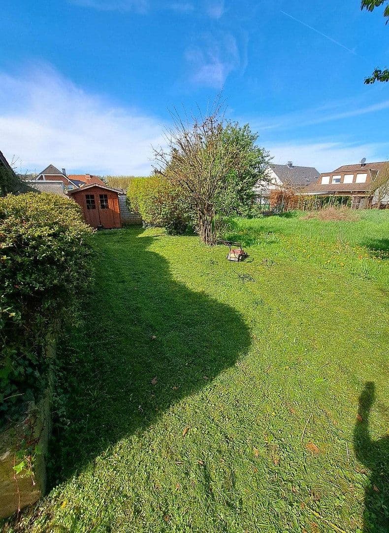 Prodej domu 135 m², pozemek 520 m², Niederkassel, Severní Porýní-Vestfálsko Prodej domu 135 m², pozemek 520 m², Niederkassel, Severní Porýní-Vestfálsko