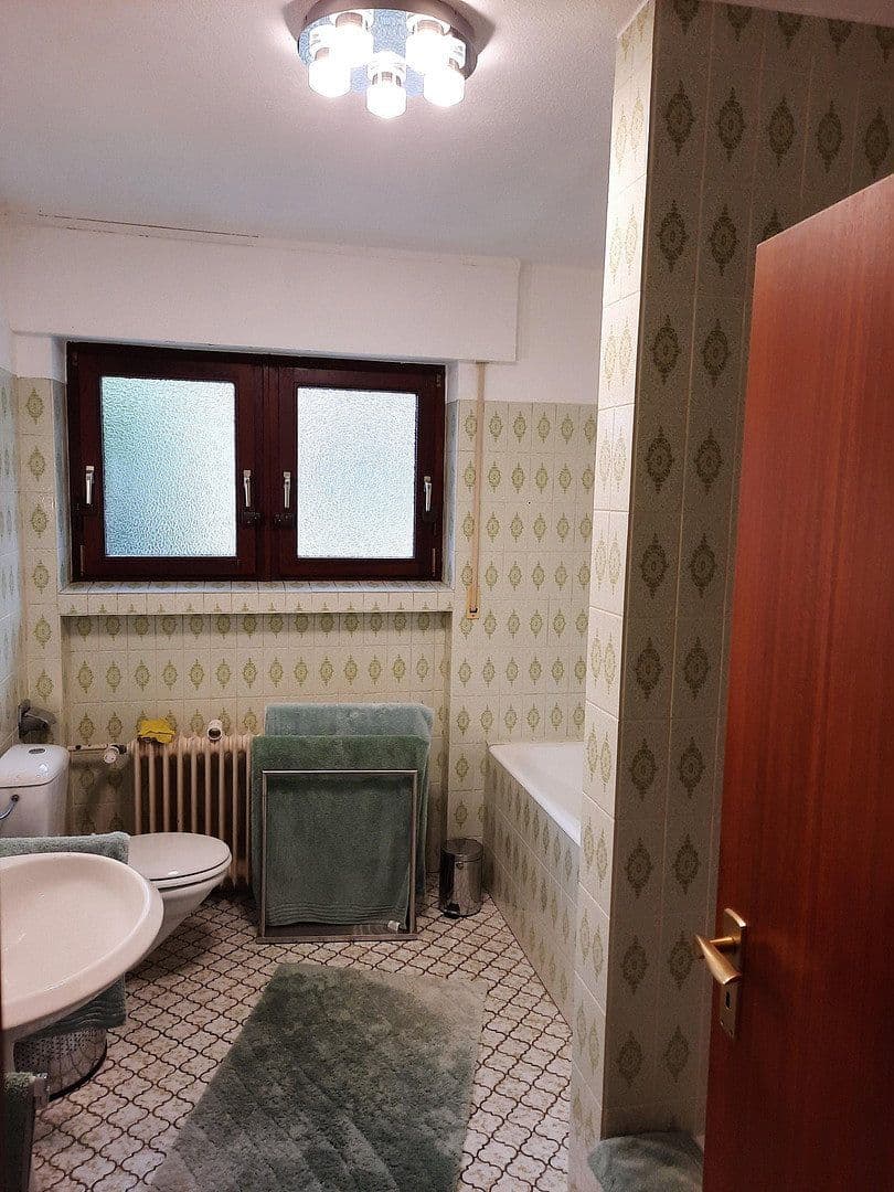 Prodej domu 135 m², pozemek 520 m², Niederkassel, Severní Porýní-Vestfálsko Prodej domu 135 m², pozemek 520 m², Niederkassel, Severní Porýní-Vestfálsko