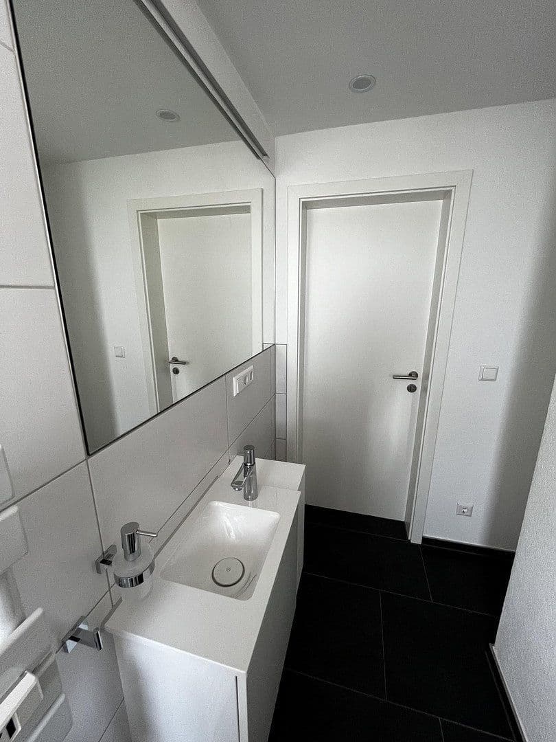 Pronájem bytu 1+1 12 m², Käferflugstraße 24, Heilbronn, Bádensko-Württembersko Pronájem bytu 1+1 12 m², Käferflugstraße 24, Heilbronn, Bádensko-Württembersko