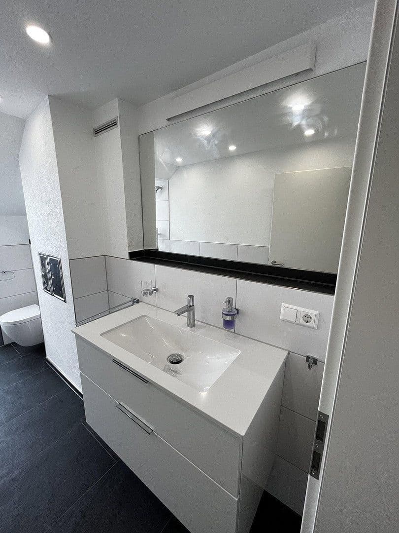 Pronájem bytu 1+1 12 m², Käferflugstraße 24, Heilbronn, Bádensko-Württembersko Pronájem bytu 1+1 12 m², Käferflugstraße 24, Heilbronn, Bádensko-Württembersko