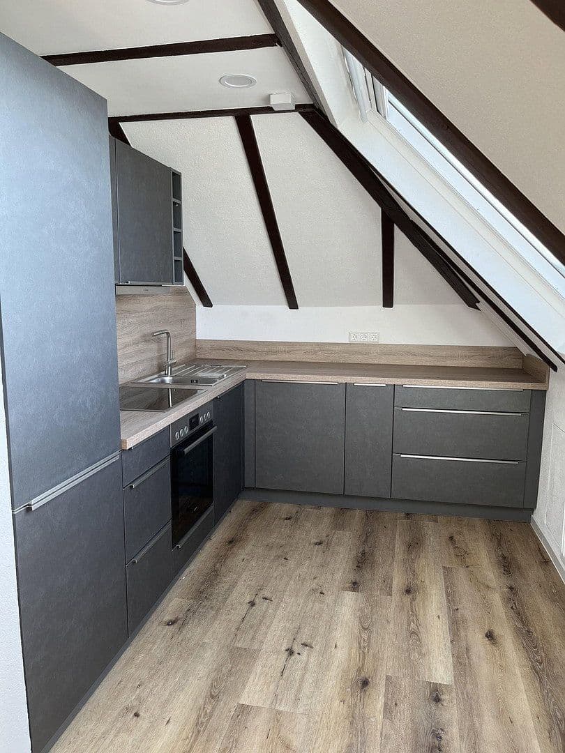 Pronájem bytu 1+1 12 m², Käferflugstraße 24, Heilbronn, Bádensko-Württembersko Pronájem bytu 1+1 12 m², Käferflugstraße 24, Heilbronn, Bádensko-Württembersko