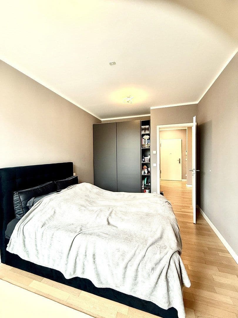 Prodej bytu 2+1 40 m², Chausseestr 108, Berlin, Berlín Prodej bytu 2+1 40 m², Chausseestr 108, Berlin, Berlín