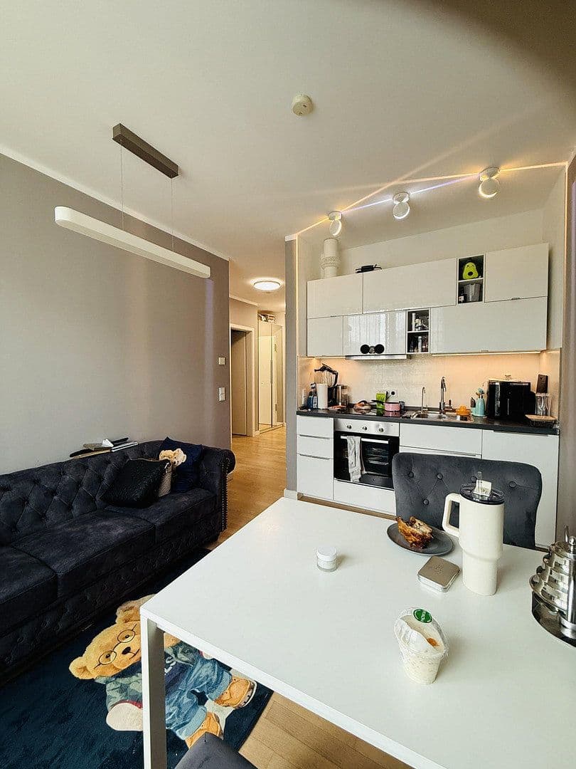 Prodej bytu 2+1 40 m², Chausseestr 108, Berlin, Berlín Prodej bytu 2+1 40 m², Chausseestr 108, Berlin, Berlín