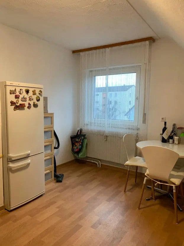 Pronájem bytu 1+kk 35 m², Lassallestr. 17, Knielingen, Bádensko-Württembersko Pronájem bytu 1+kk 35 m², Lassallestr. 17, Knielingen, Bádensko-Württembersko