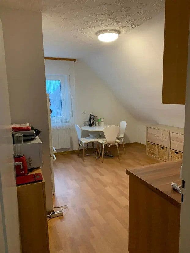 Pronájem bytu 1+kk 35 m², Lassallestr. 17, Knielingen, Bádensko-Württembersko Pronájem bytu 1+kk 35 m², Lassallestr. 17, Knielingen, Bádensko-Württembersko