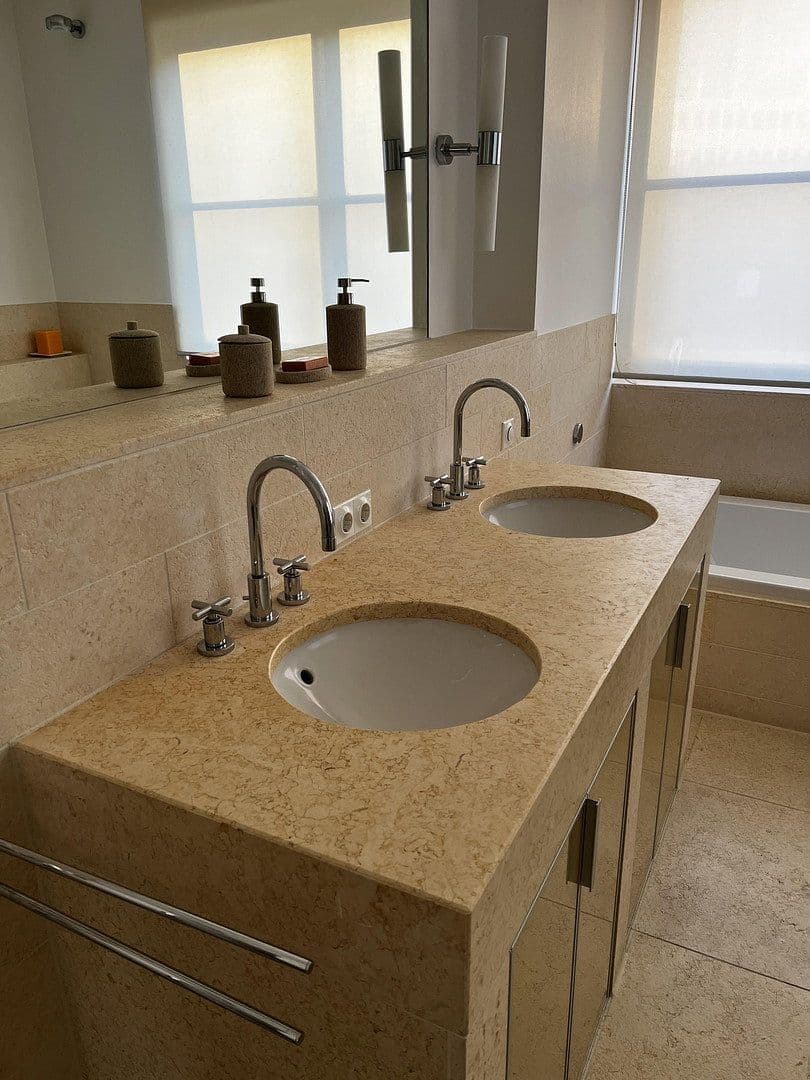 Prodej bytu 4+kk 174 m², Frankfurt, Hessen Prodej bytu 4+kk 174 m², Frankfurt, Hessen