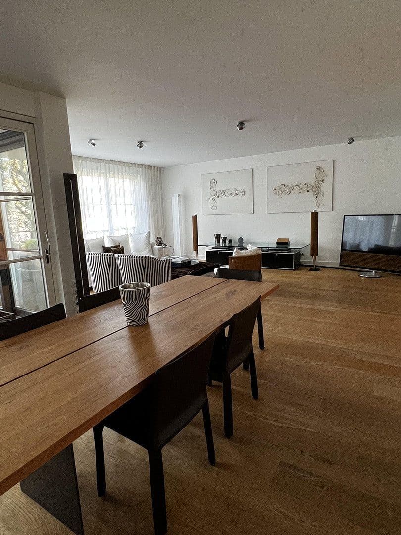 Prodej bytu 4+kk 174 m², Frankfurt, Hessen Prodej bytu 4+kk 174 m², Frankfurt, Hessen