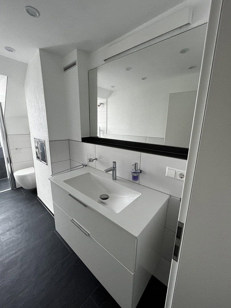 Pronájem bytu 12 m², Käferflugstraße 24, Heilbronn, Bádensko-Württembersko Pronájem bytu 12 m², Käferflugstraße 24, Heilbronn, Bádensko-Württembersko