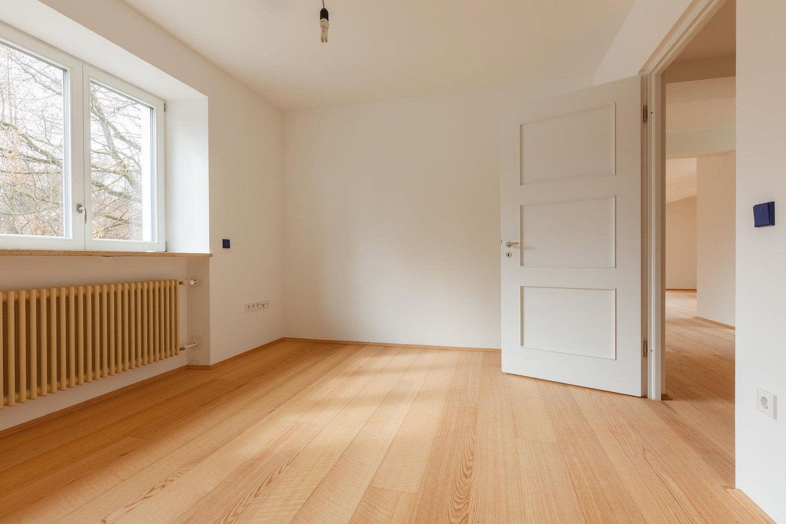 Pronájem bytu 2+1 95 m², Rosenstraße 5, Großhesselohe, Bavorsko Pronájem bytu 2+1 95 m², Rosenstraße 5, Großhesselohe, Bavorsko