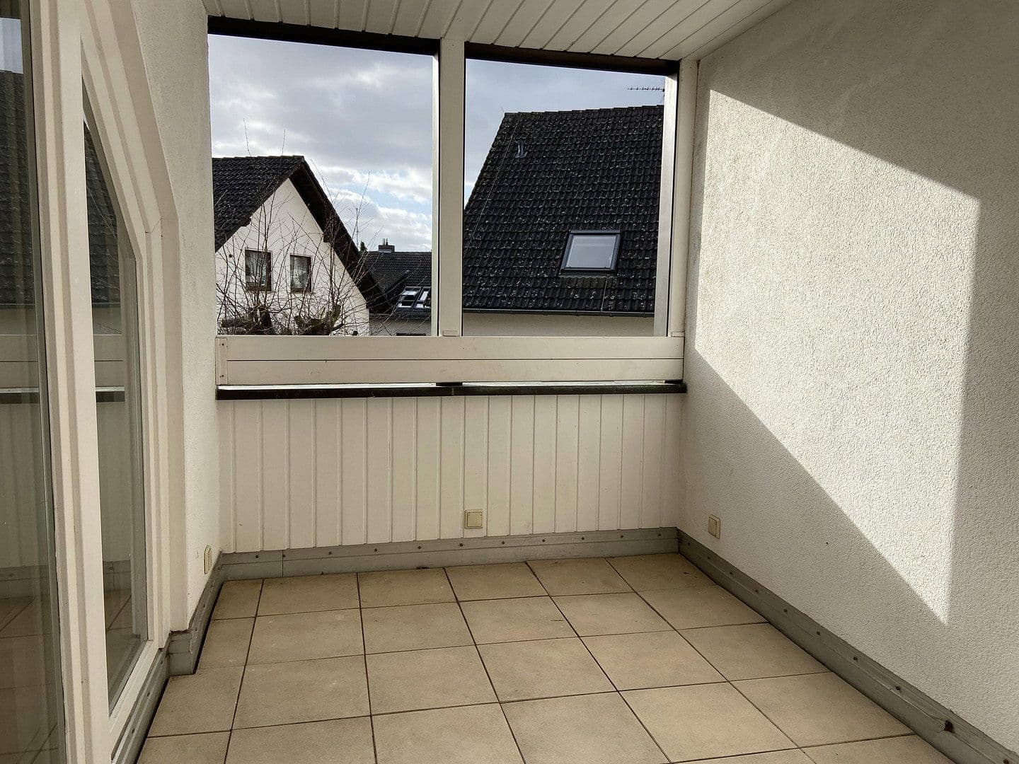 Prodej domu 209 m², pozemek 369 m², Wiesbaden, Hessen Prodej domu 209 m², pozemek 369 m², Wiesbaden, Hessen