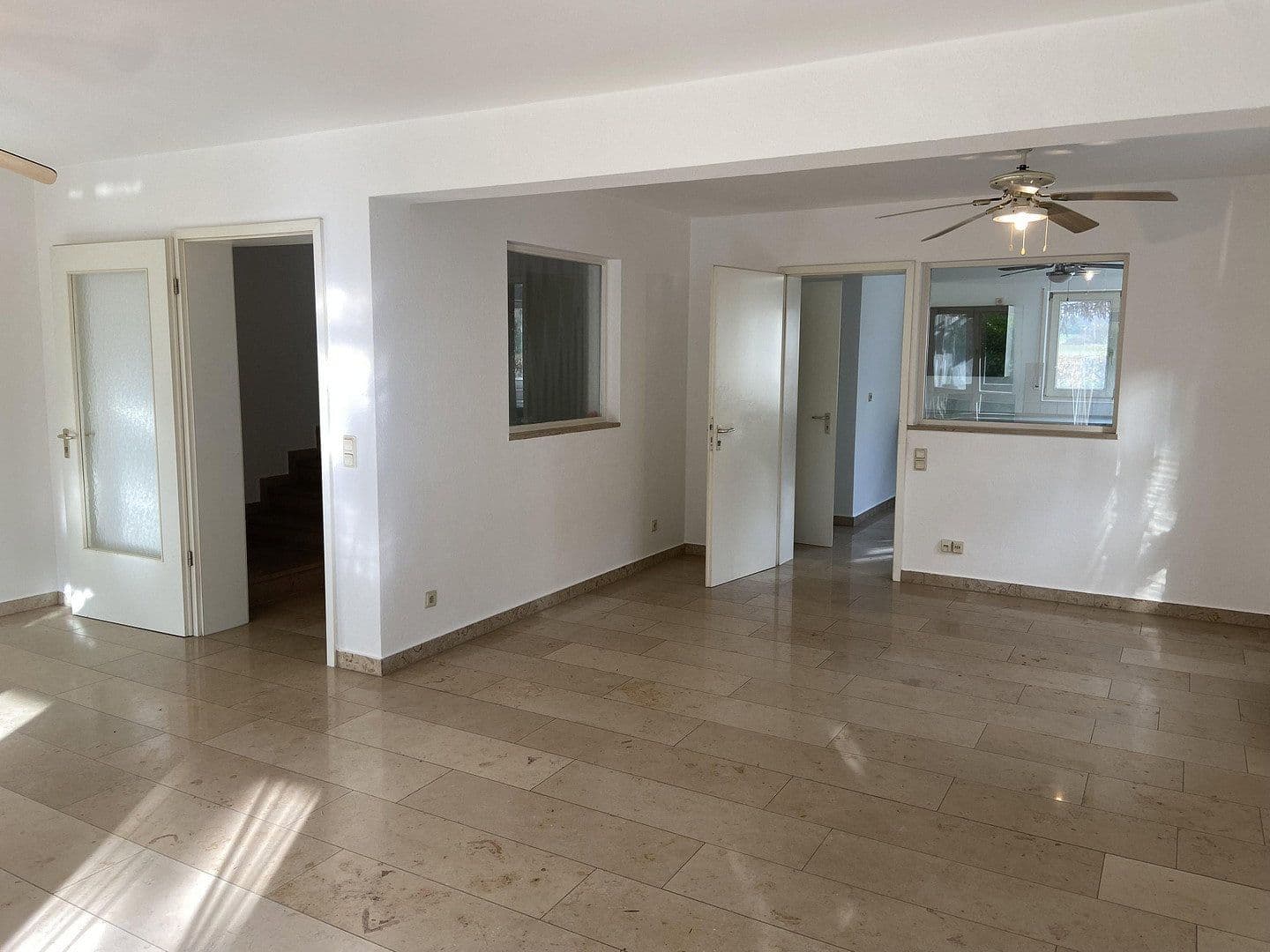 Prodej domu 209 m², pozemek 369 m², Wiesbaden, Hessen Prodej domu 209 m², pozemek 369 m², Wiesbaden, Hessen