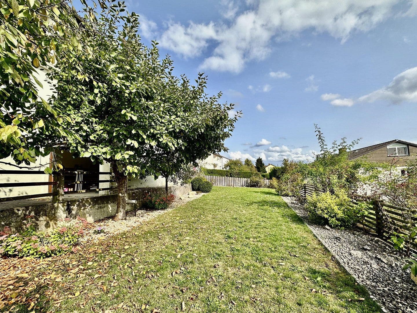 Prodej domu 232 m², pozemek 671 m², Eichstätt, Bavorsko Prodej domu 232 m², pozemek 671 m², Eichstätt, Bavorsko