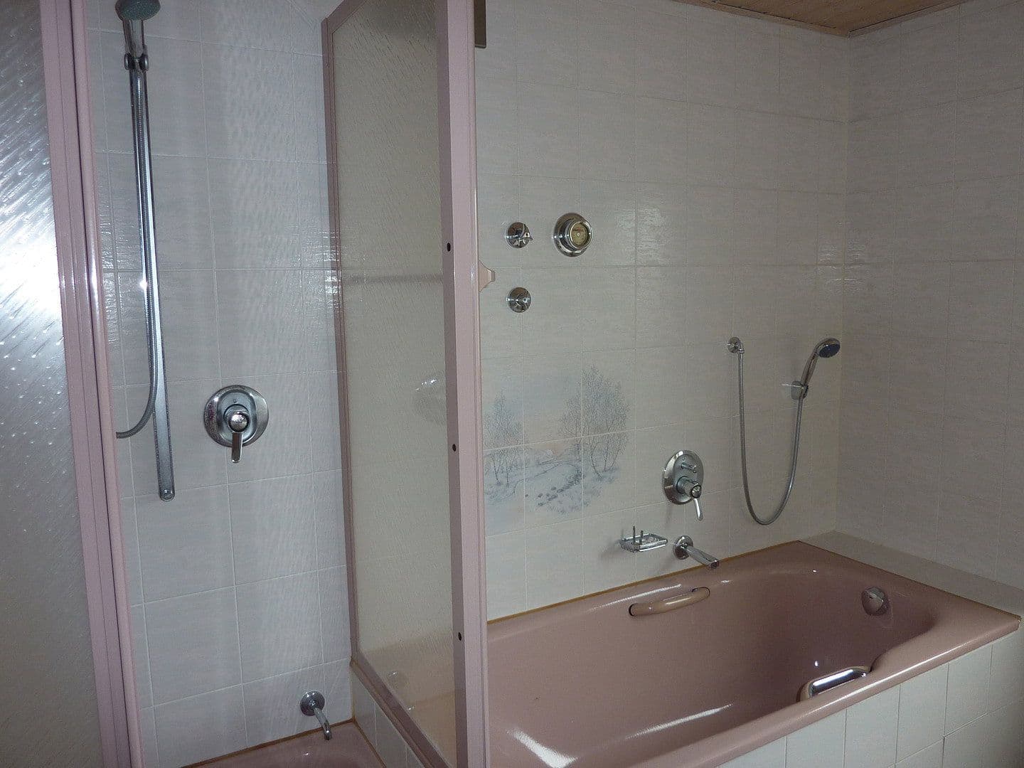 Pronájem bytu 4+1 109 m², Akazienweg, Haßmersheim, Bádensko-Württembersko Pronájem bytu 4+1 109 m², Akazienweg, Haßmersheim, Bádensko-Württembersko