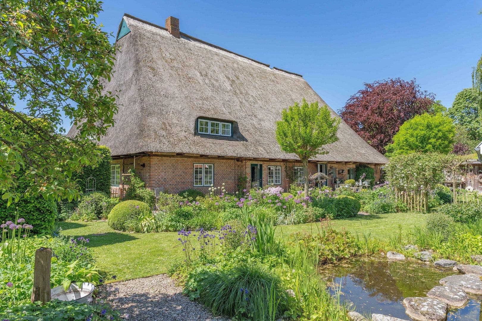 Prodej domu 312 m², pozemek 3.630 m², Beschendorf, Šlesvicko-Holštýnsko Prodej domu 312 m², pozemek 3.630 m², Beschendorf, Šlesvicko-Holštýnsko