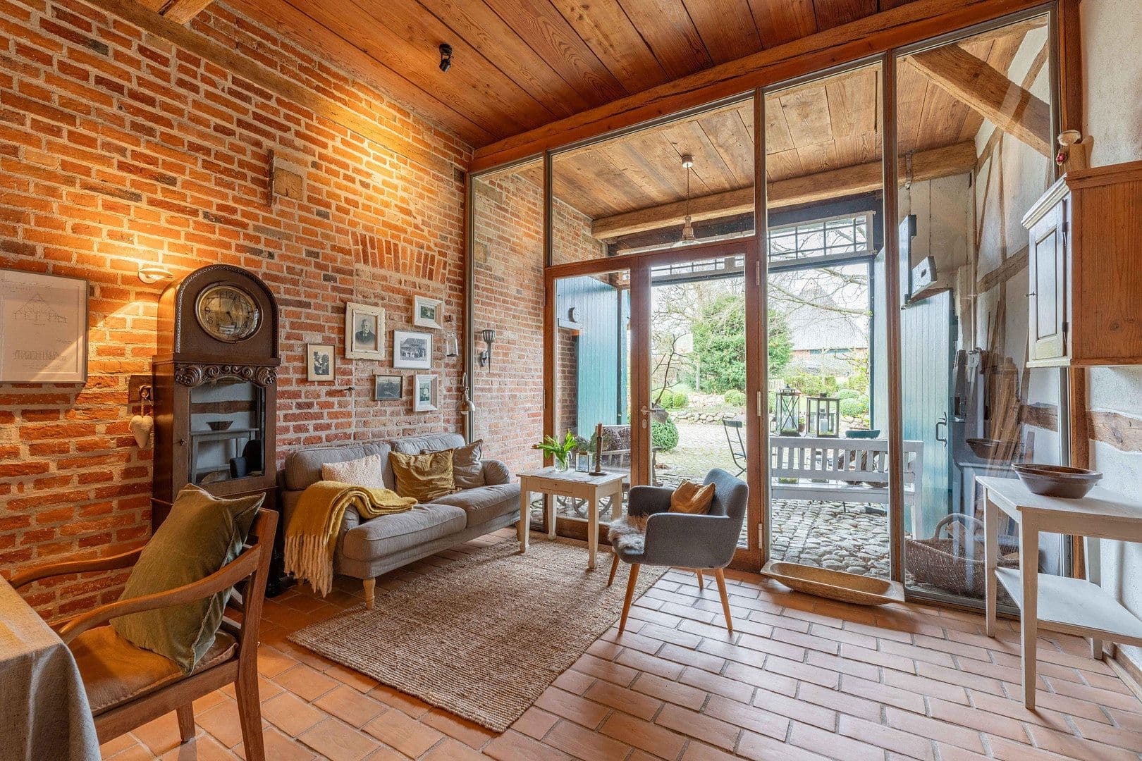 Prodej domu 312 m², pozemek 3.630 m², Beschendorf, Šlesvicko-Holštýnsko Prodej domu 312 m², pozemek 3.630 m², Beschendorf, Šlesvicko-Holštýnsko