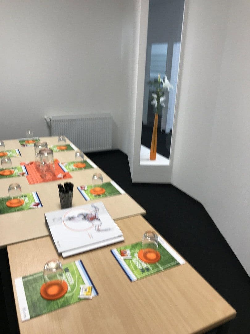 Pronájem kanceláře 100 m², Siemensstraße 9A, Wiesbaden, Hessen Pronájem kanceláře 100 m², Siemensstraße 9A, Wiesbaden, Hessen