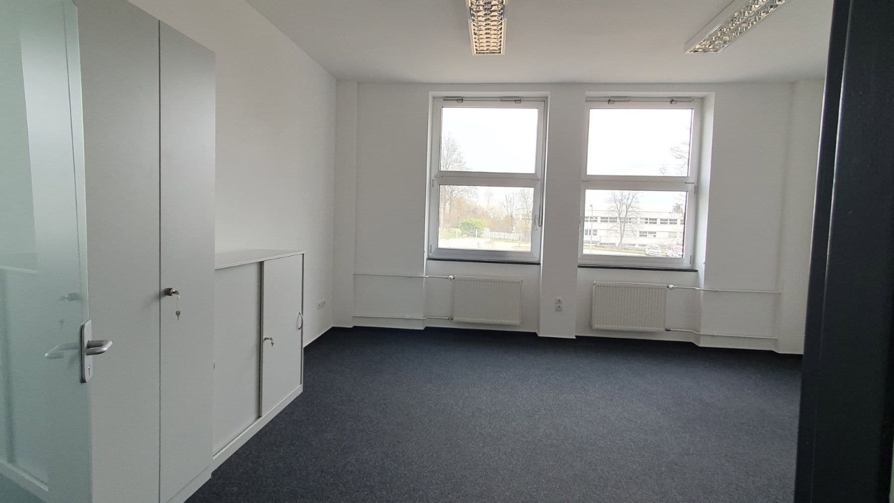 Pronájem kanceláře 2.000 m², Nagold, Bádensko-Württembersko Pronájem kanceláře 2.000 m², Nagold, Bádensko-Württembersko