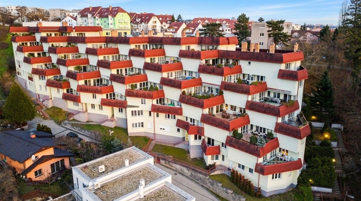 Pronájem bytu 3+kk 109 m², Mojžíšova, Brno, Jihomoravský kraj Pronájem bytu 3+kk 109 m², Mojžíšova, Brno, Jihomoravský kraj