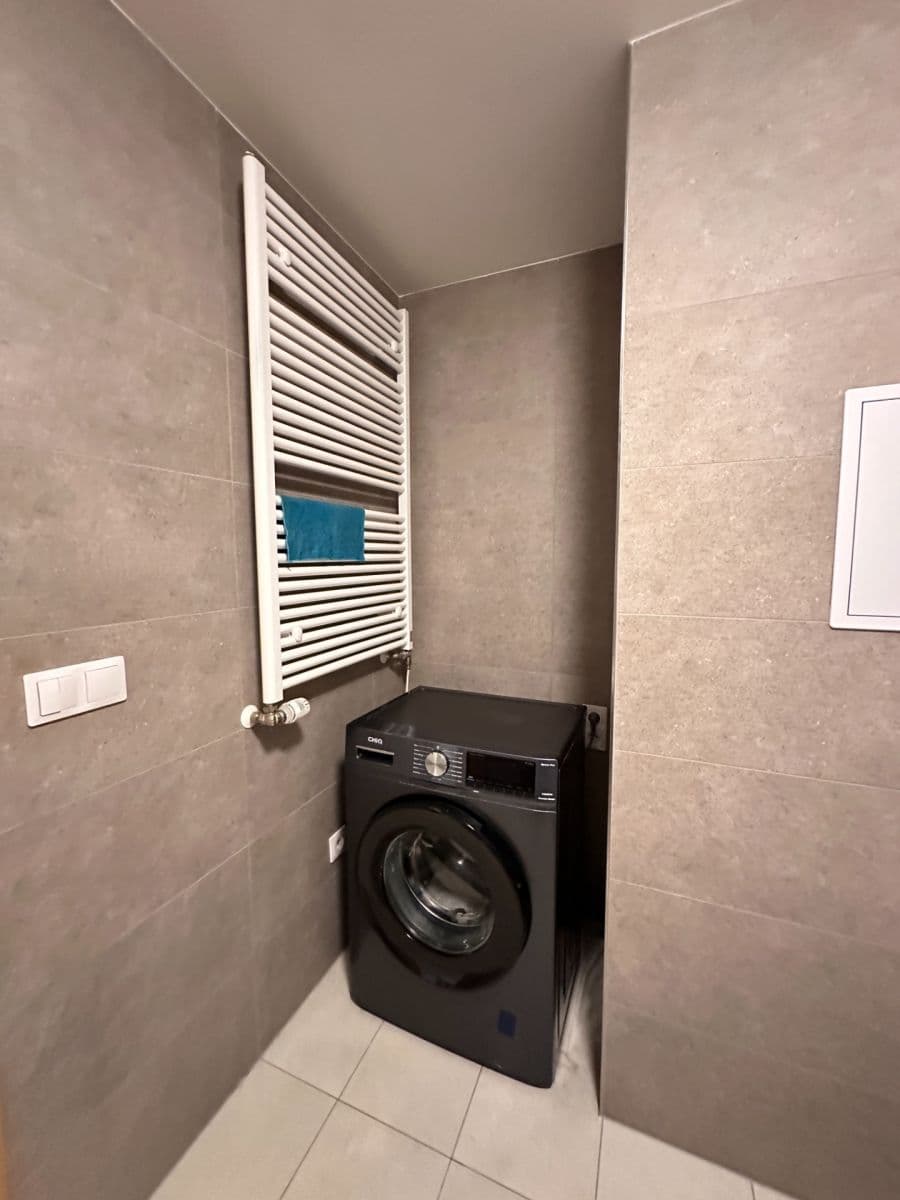 Prodej bytu 1+kk 34 m², Smržových, Praha, Praha Prodej bytu 1+kk 34 m², Smržových, Praha, Praha