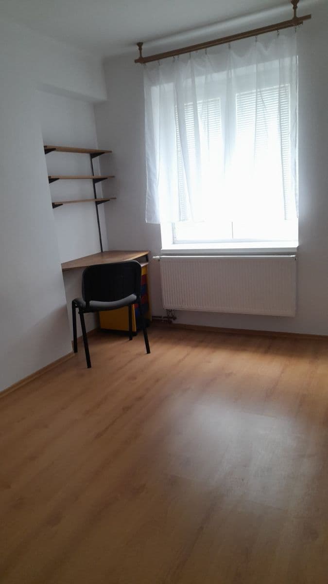 Pronájem bytu 2+1 42 m², Štefánikova, Louny, Ústecký kraj Pronájem bytu 2+1 42 m², Štefánikova, Louny, Ústecký kraj