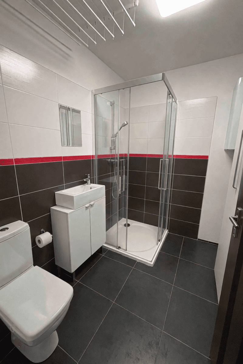 Prodej domu 112 m², pozemek 654 m², Strmá, Rynholec, Středočeský kraj Prodej domu 112 m², pozemek 654 m², Strmá, Rynholec, Středočeský kraj