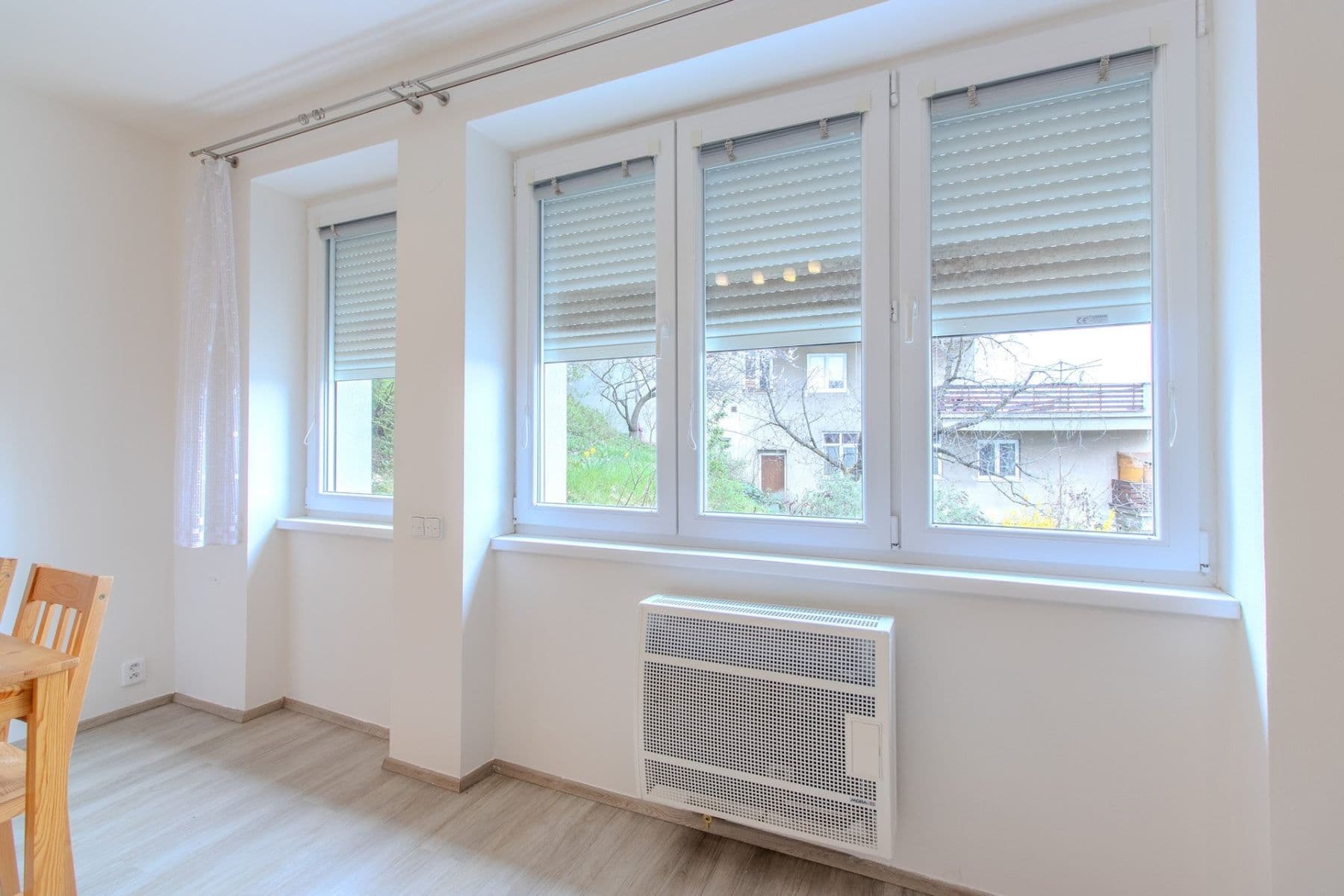 Pronájem bytu 1+kk 64 m², Nad Výšinkou, Praha, Praha Pronájem bytu 1+kk 64 m², Nad Výšinkou, Praha, Praha