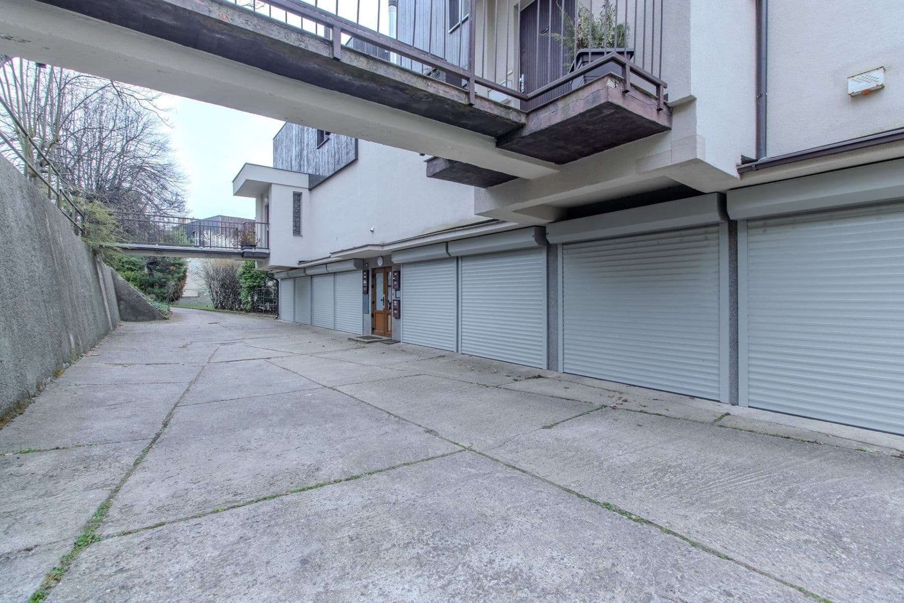 Pronájem bytu 1+kk 64 m², Nad Výšinkou, Praha, Praha Pronájem bytu 1+kk 64 m², Nad Výšinkou, Praha, Praha