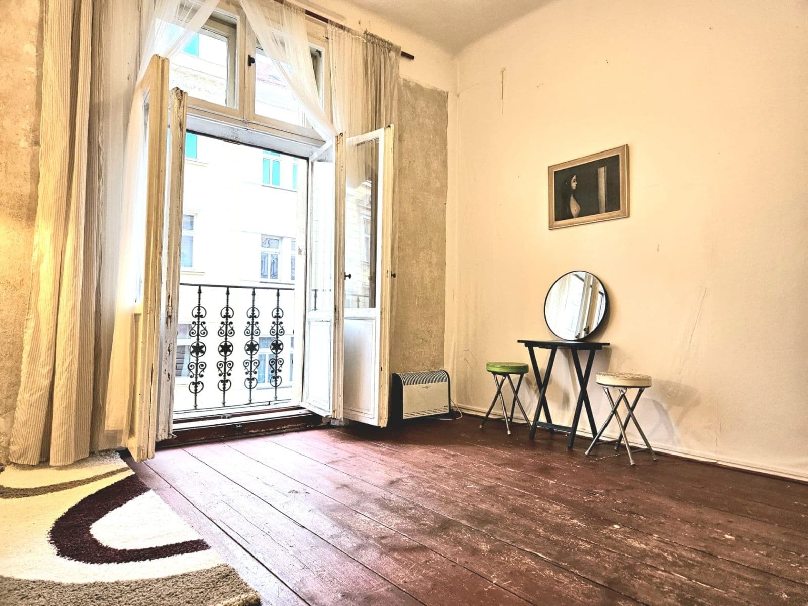 Pronájem bytu 3+1 90 m², Husinecká, Praha, Praha Pronájem bytu 3+1 90 m², Husinecká, Praha, Praha