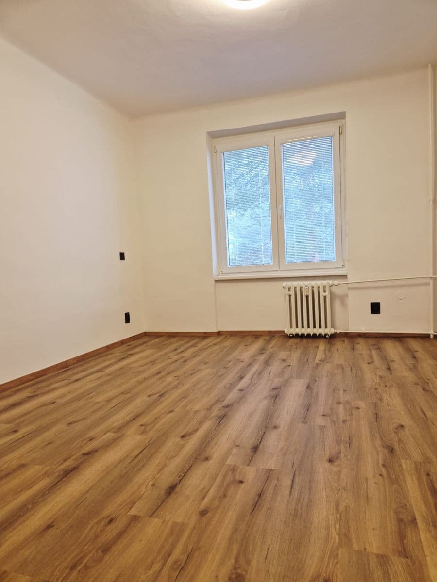 Pronájem bytu 2+1 56 m², Buková, Praha, Praha Pronájem bytu 2+1 56 m², Buková, Praha, Praha