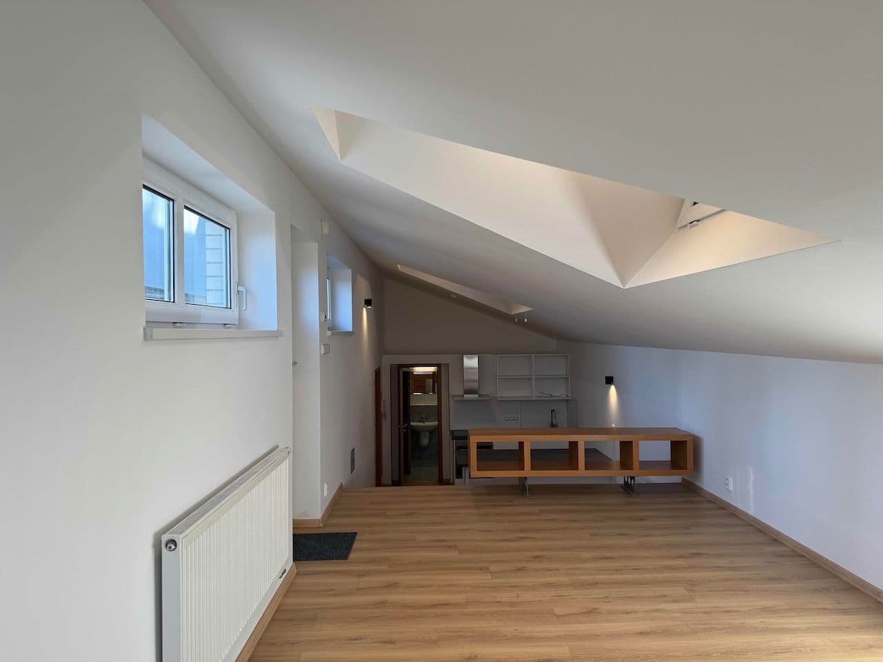 Pronájem bytu 1+kk 46 m², Pod Kesnerkou, Praha, Praha Pronájem bytu 1+kk 46 m², Pod Kesnerkou, Praha, Praha