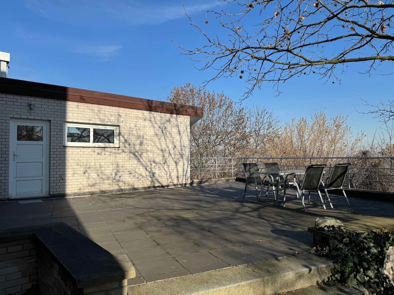 Pronájem bytu 1+kk 46 m², Pod Kesnerkou, Praha, Praha Pronájem bytu 1+kk 46 m², Pod Kesnerkou, Praha, Praha