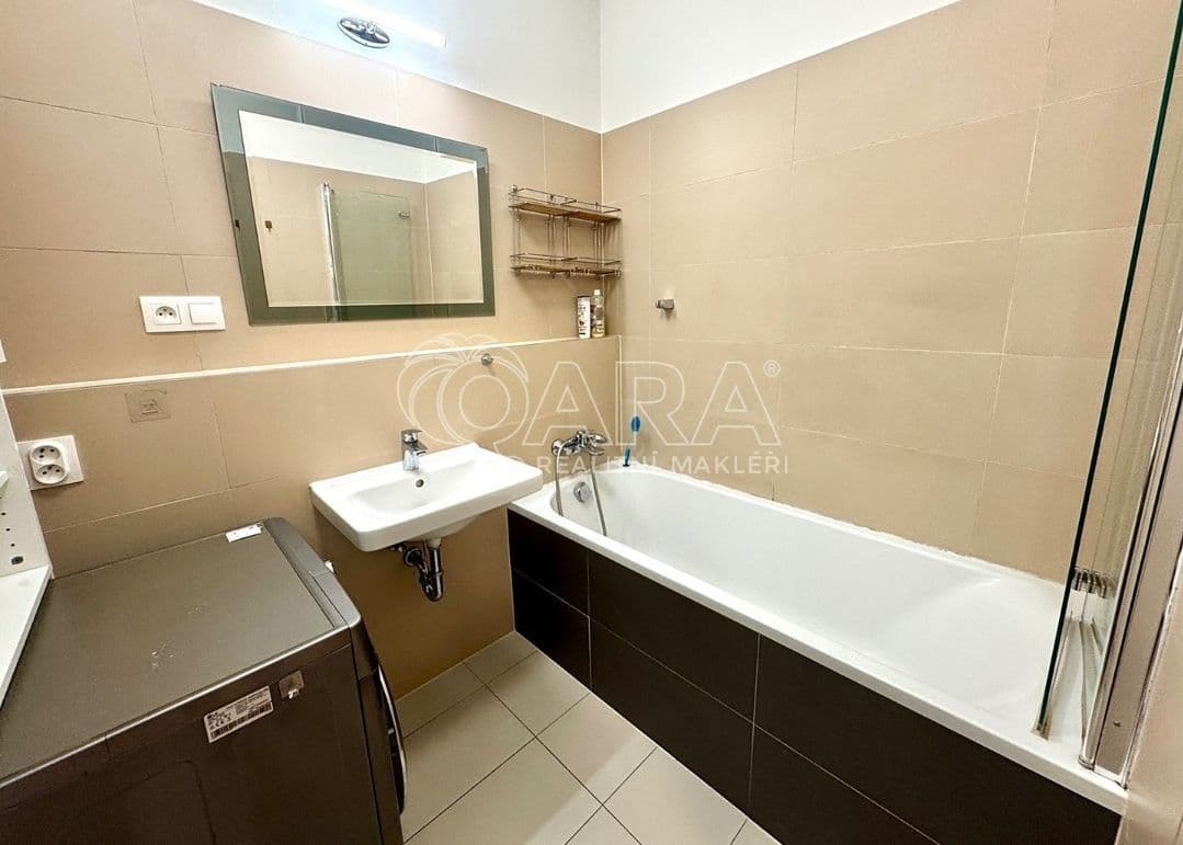 Prodej bytu 3+kk 75 m², Škrábkových, Praha, Praha Prodej bytu 3+kk 75 m², Škrábkových, Praha, Praha