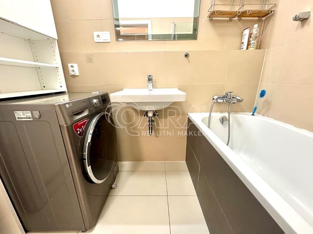 Prodej bytu 3+kk 75 m², Škrábkových, Praha, Praha Prodej bytu 3+kk 75 m², Škrábkových, Praha, Praha